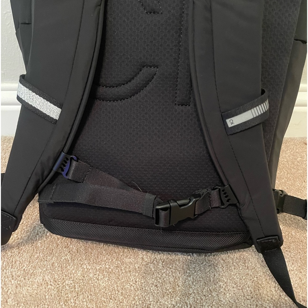 BRAND NEW Calvin Klein Performance Backpack - Picture 3 of 13